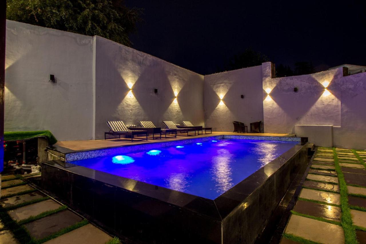 Woodrock Luxury Boutique Hotel Манали Экстерьер фото