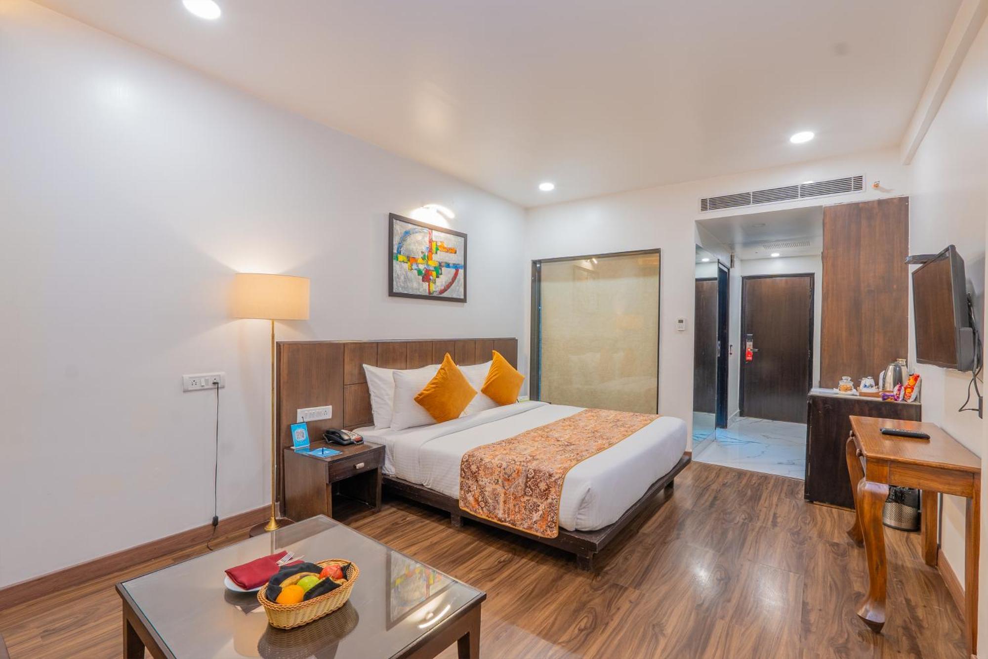 Woodrock Luxury Boutique Hotel Манали Экстерьер фото