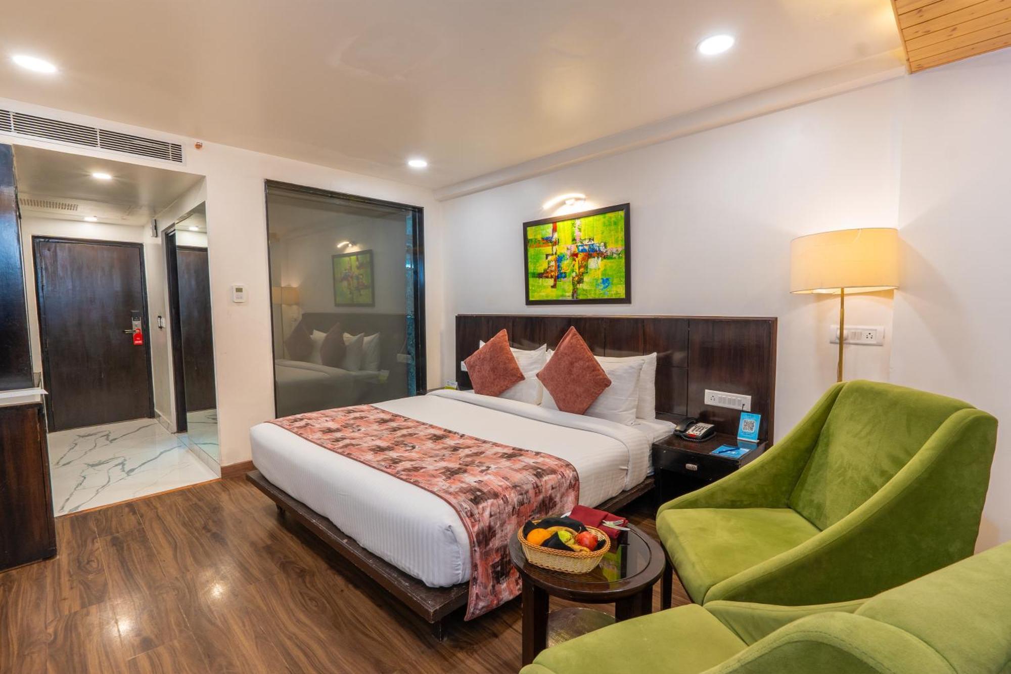 Woodrock Luxury Boutique Hotel Манали Экстерьер фото